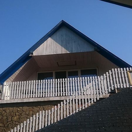 バラトンフェニヴェシュ Piccolo Panzio Bed & Breakfast エクステリア 写真
